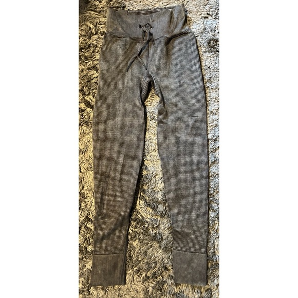 Victoria’s Secret PINK ACTIVE Waffle Joggers in Gray, Size S - Picture 2 of 8